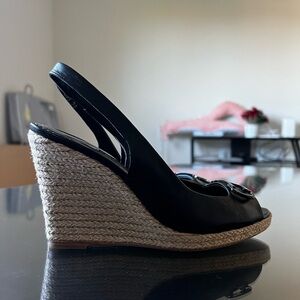 Carolina Herrera Wedges in black